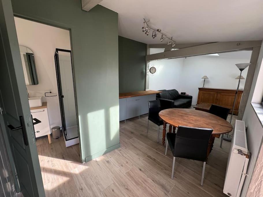 Petite Maison Independante Avec Parking Vetheuil ภายนอก รูปภาพ