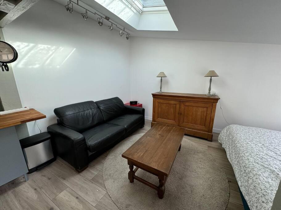Petite Maison Independante Avec Parking Vetheuil ภายนอก รูปภาพ